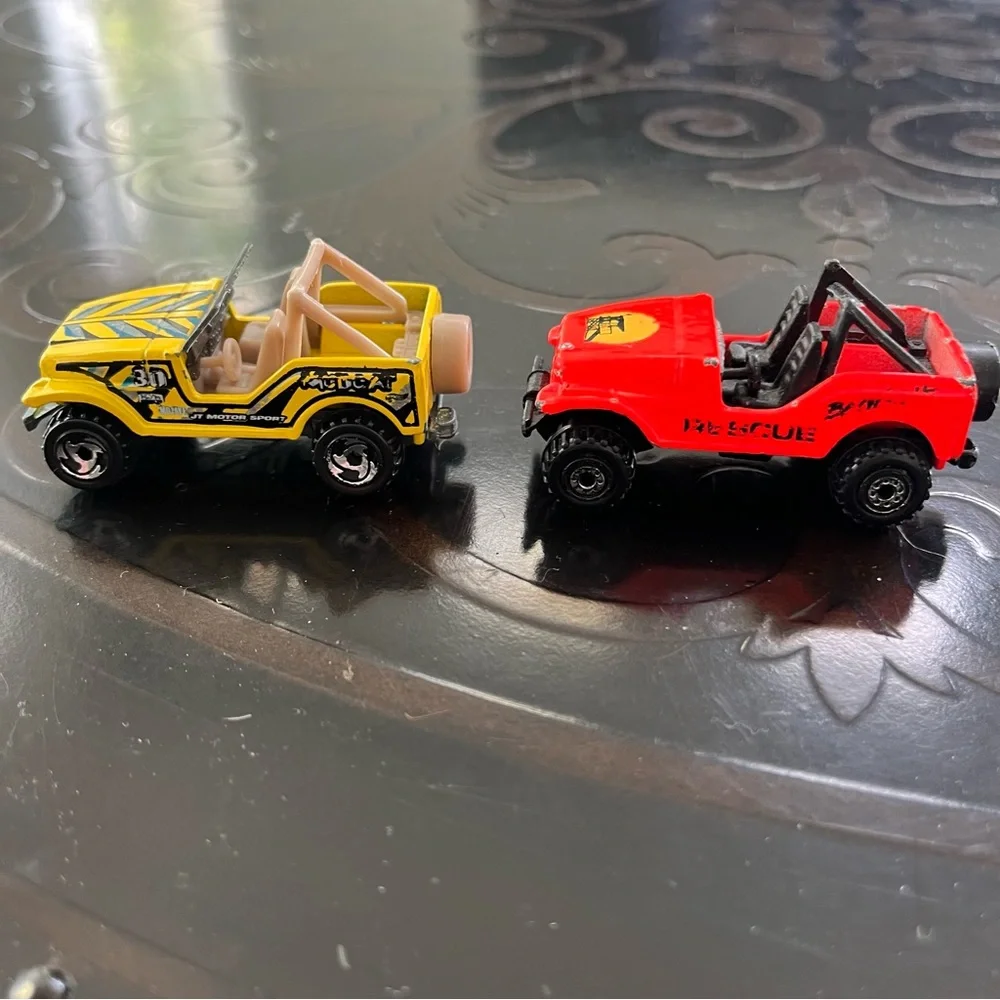 Hot Wheels Jeeps & Trucks